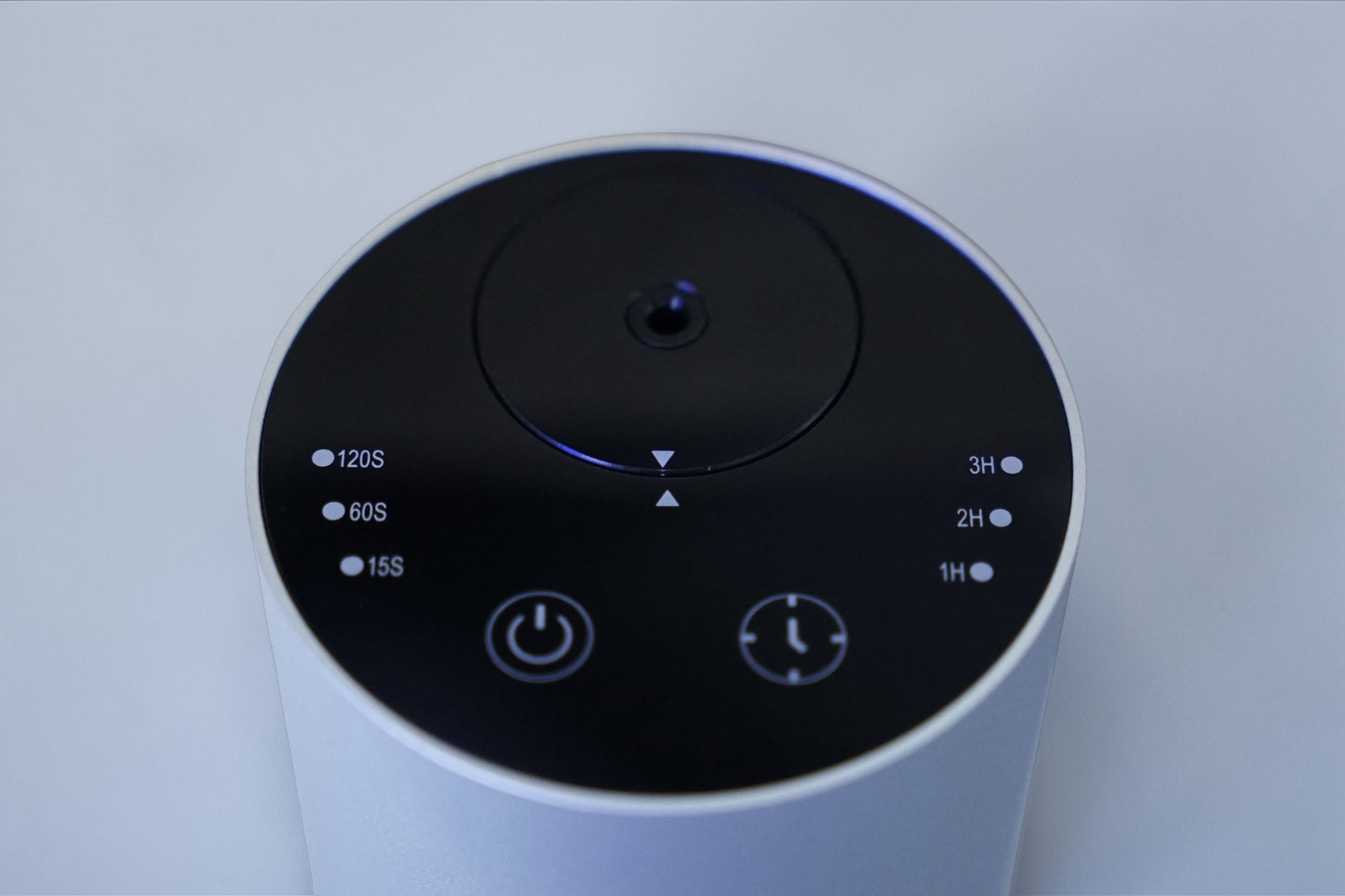 Monroe - In-Car / Home Mini Luxury Electronic Rechargeable Essential Oils Diffuser By AIRED. (SILVER)